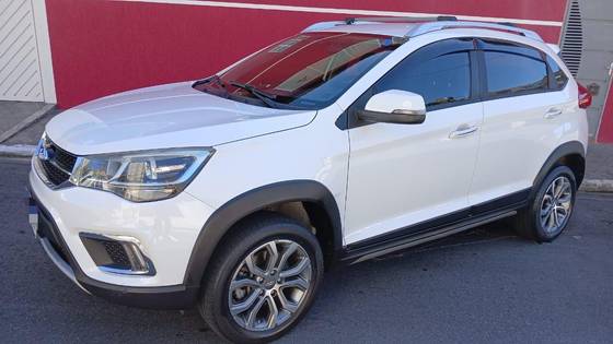CAOA CHERY TIGGO 2 1.5 MPFI 16V FLEX LOOK 4P AUTOMÁTICO CAOA CHERY TIGGO 2 1.5 MPFI 16V FLEX LOOK 4P AUTOMÁTICO